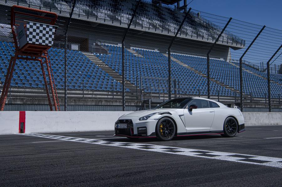  Nissan GT-R Nismo (R35) 2019 года  (WW) (фото 59 из 81)